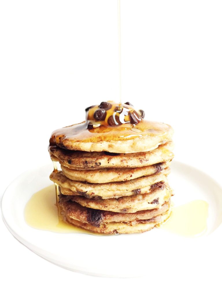 Flourless Peanut Butter Chocolate Chip Pancakes