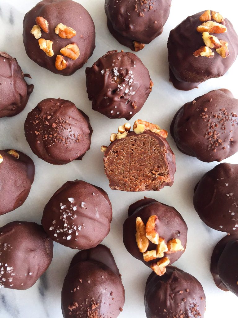 Fudgy Brownie Batter Truffles (made with chick peas!) for a vegan and grain-free dessert!