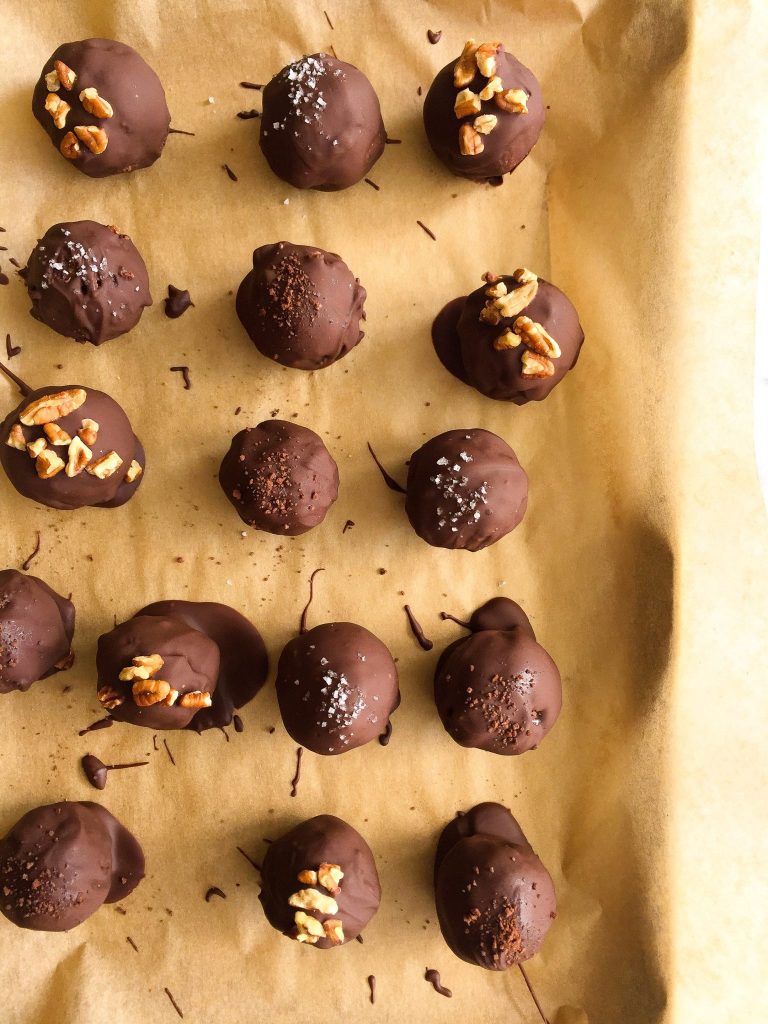 Fudgy Brownie Batter Truffles (made with chick peas!) for a vegan and grain-free dessert!