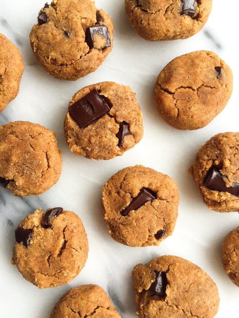 6-ingredient Coconut Flour Chocolate Chunk Cookies that are grain, gluten and dairy-free!