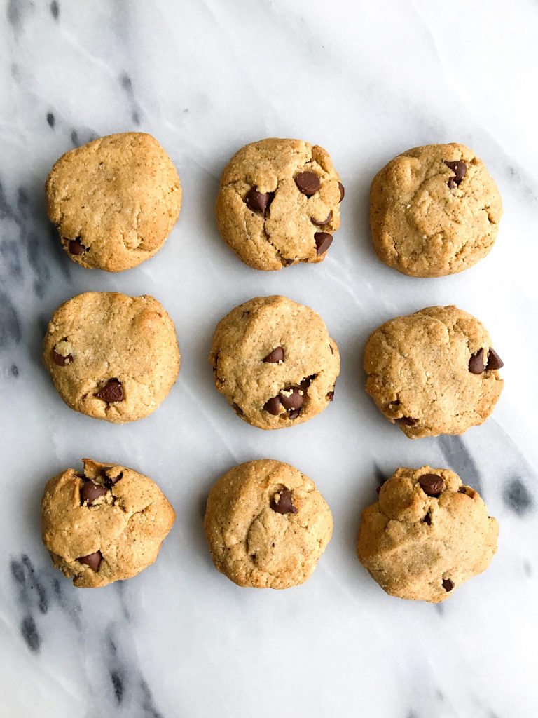 Super Doughy Vegan Chocolate Chip Cookies (grain-free)