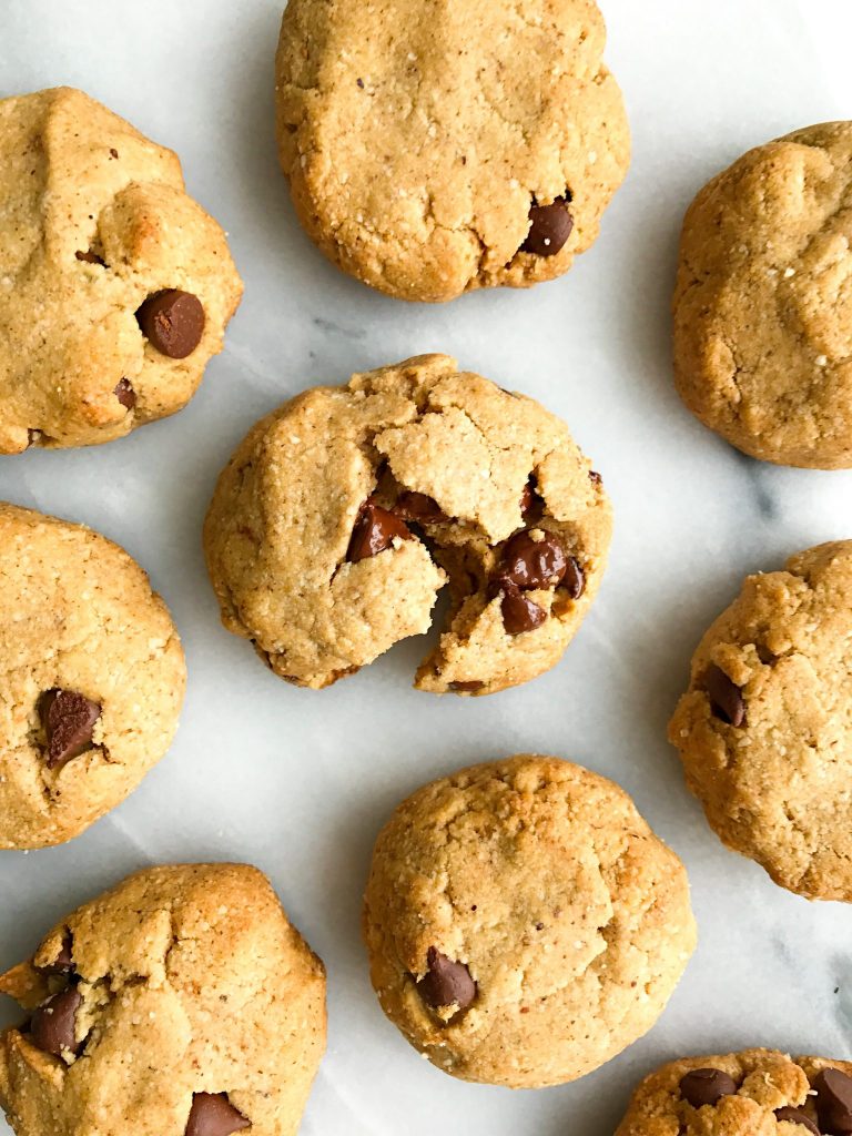 Super Doughy Vegan Chocolate Chip Cookies (grain-free)