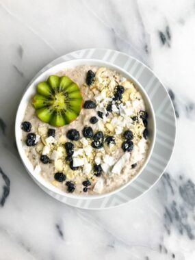 Nourishing Breakfast Pudding for a delicious vegan porridge made with buckwheat!