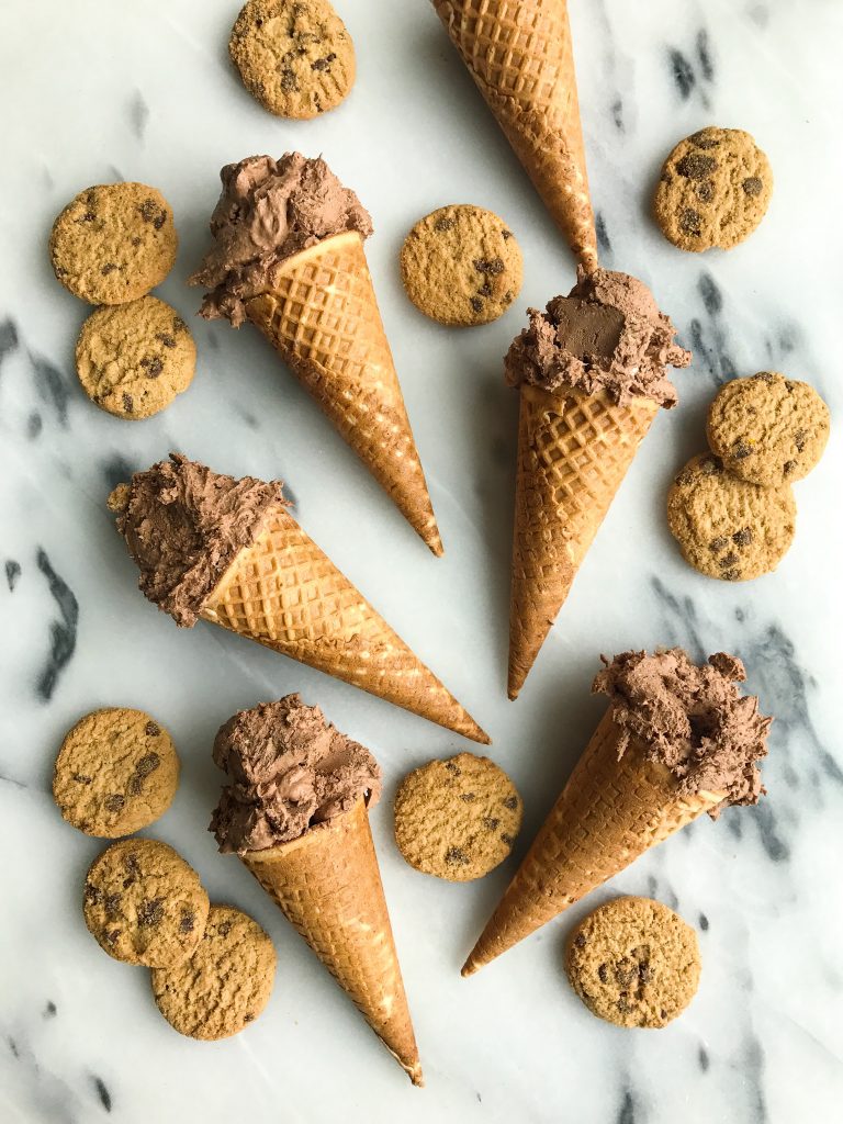 Blended Crunchy Chocolate Cookie "Freeze" Ice Cream (vegan)