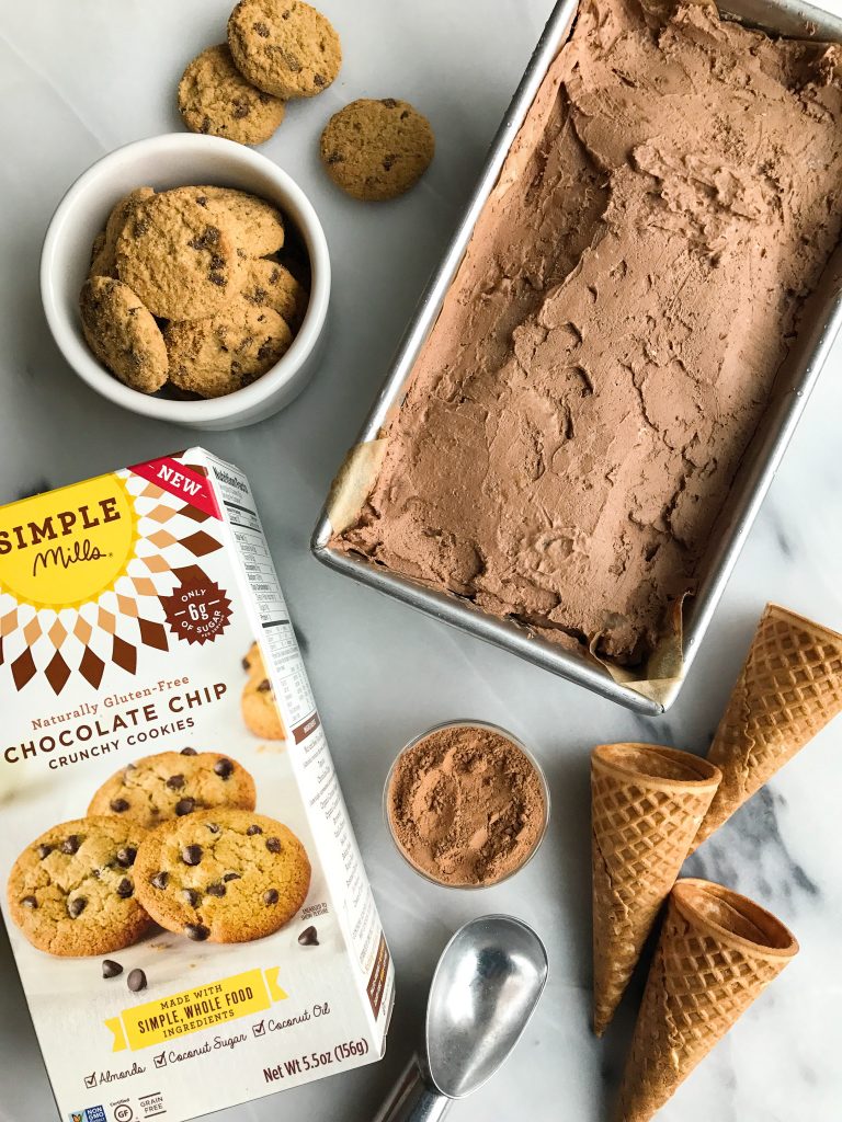 Blended Crunchy Chocolate Cookie "Freeze" Ice Cream (vegan)