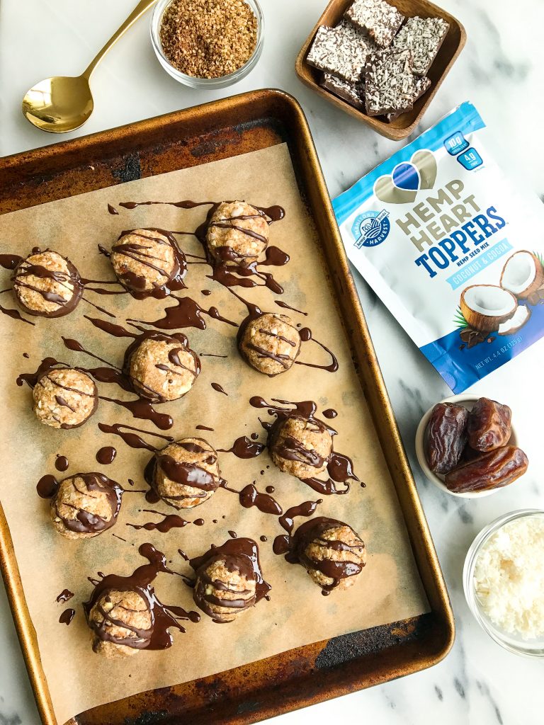 Date-Sweetened Dark Chocolate Coconut Macaroons for an easy no-bake dessert!