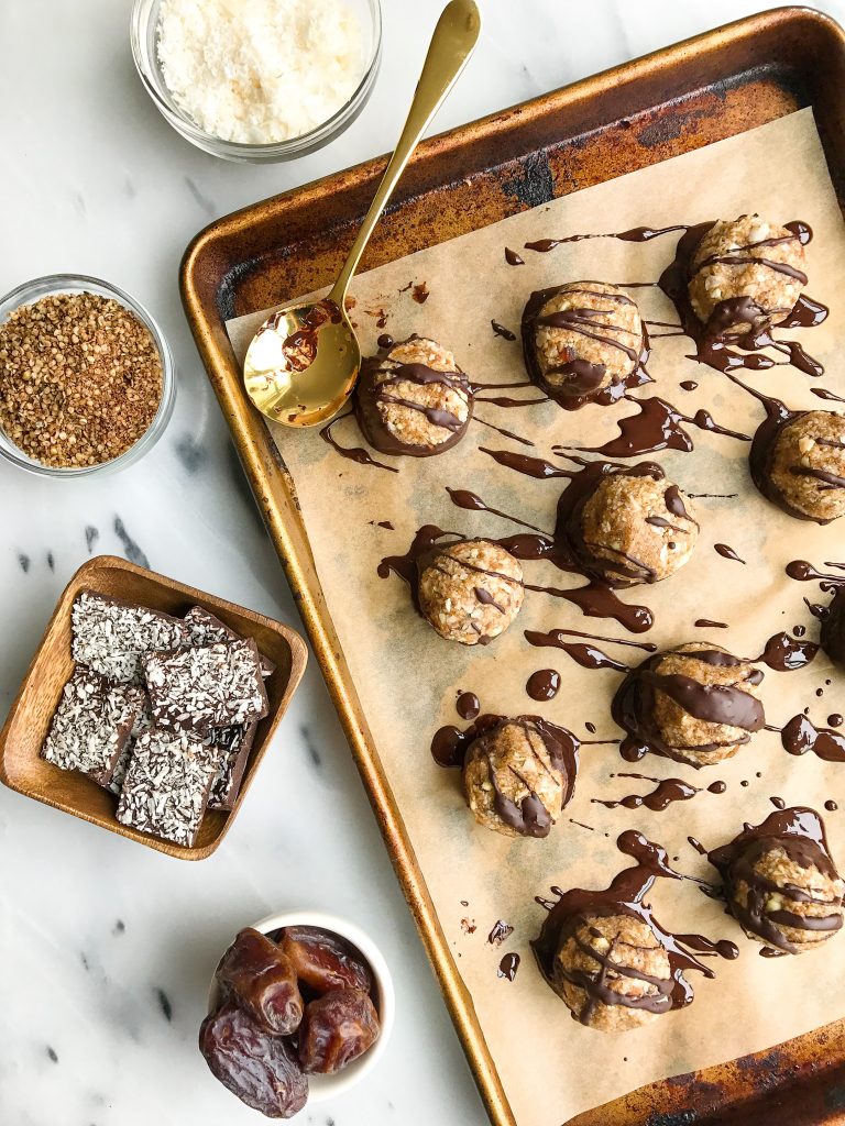Date-Sweetened Dark Chocolate Coconut Macaroons for an easy no-bake dessert!