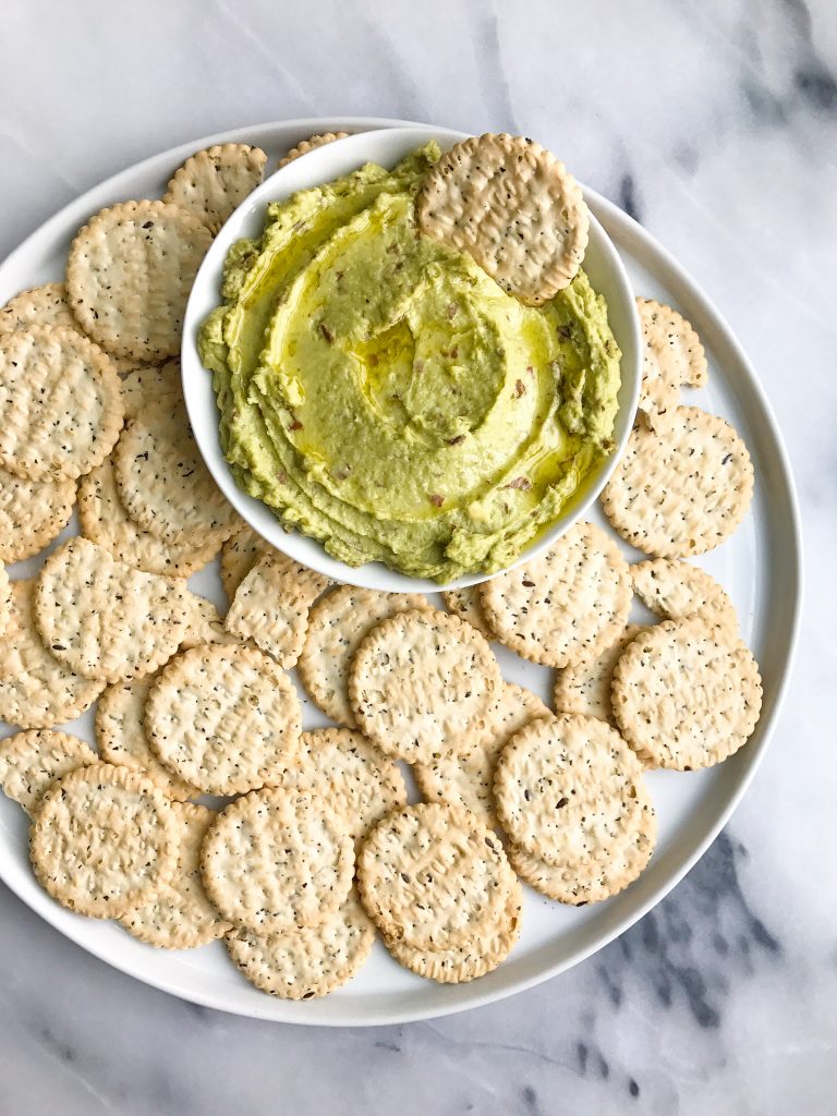 Creamy 5-minute Avocado Hummus that is vegan and gluten-free!