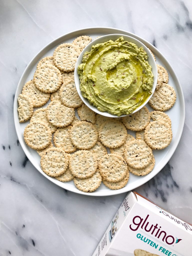 Creamy 5-minute Avocado Hummus that is vegan and gluten-free!