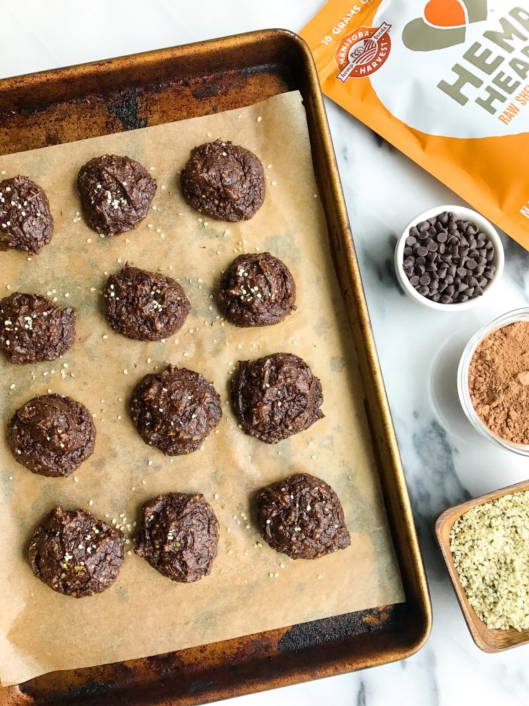 Fatty Dark Chocolate Avocado Fudge Cookies that are dairy & grain-free!