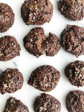 Fatty Dark Chocolate Avocado Fudge Cookies that are dairy & grain-free!