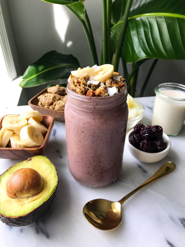 My Go-to Morning Smoothie made with deliciously healthy ingredients for an easy breakfast shake!