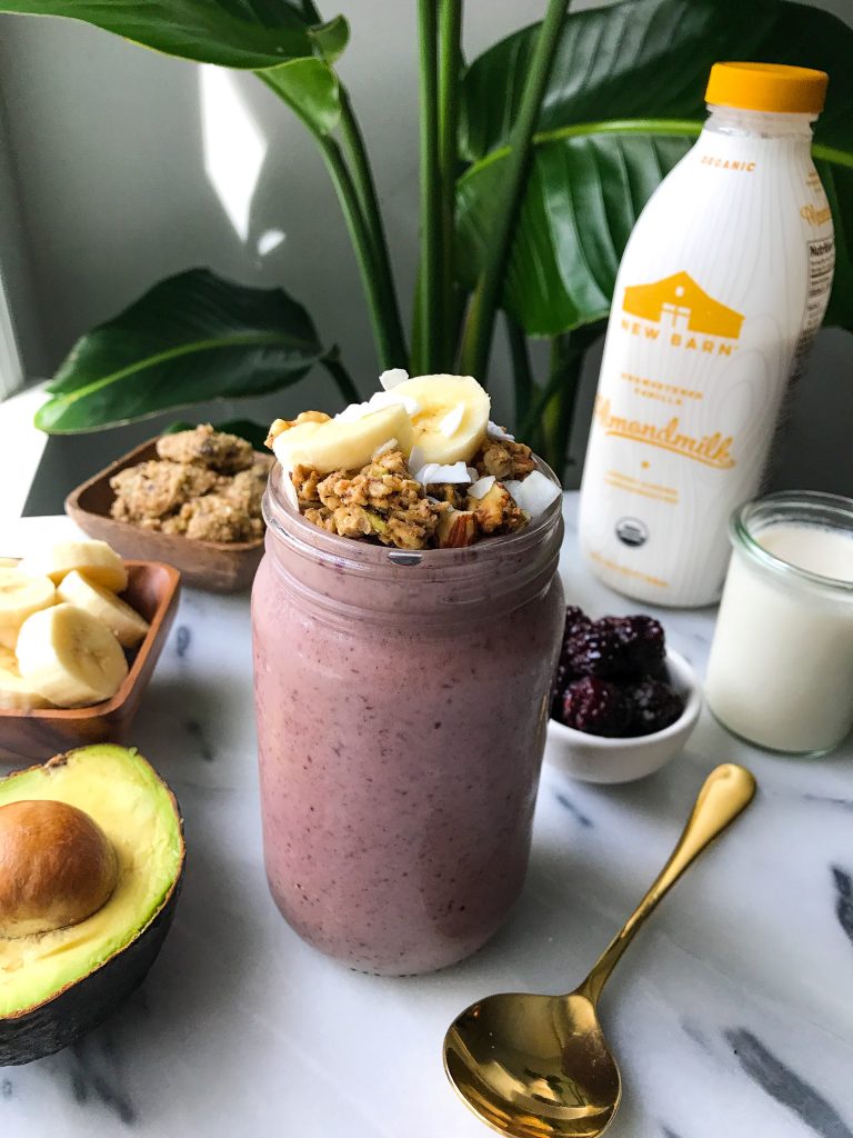 My Go-to Morning Smoothie made with deliciously healthy ingredients for an easy breakfast shake!