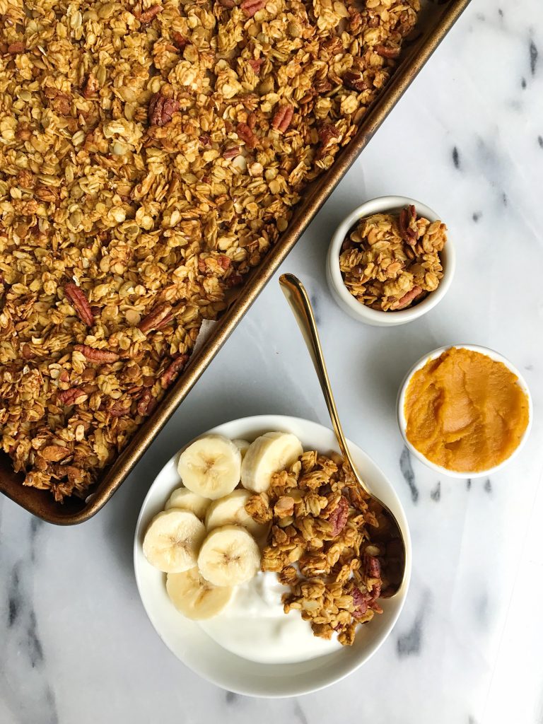 Crunchy Nutty Pumpkin Pie Granola for an easy gluten-free and vegan granola!