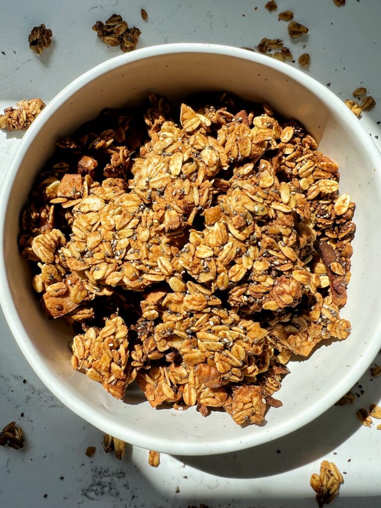Gluten-free Pumpkin Granola with Clusters! This vegan granola recipe is such an easy homemade granola to make in just 30 minutes.