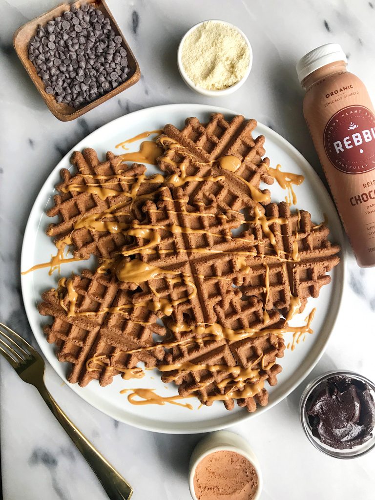 Easy Paleo Cacao Almond Flour Waffles for a delicious chocolate-y breakfast!