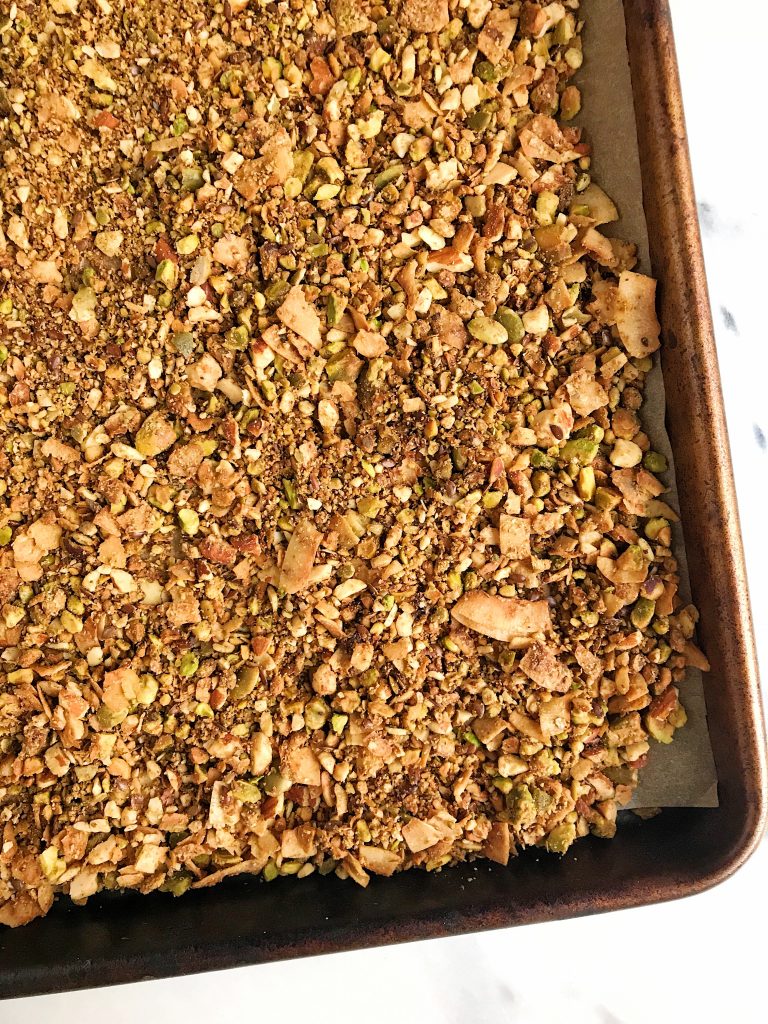 Pistachio Cacao Grain-free Granola that is vegan and sugar-free, perfect for a healthy and easy granola!