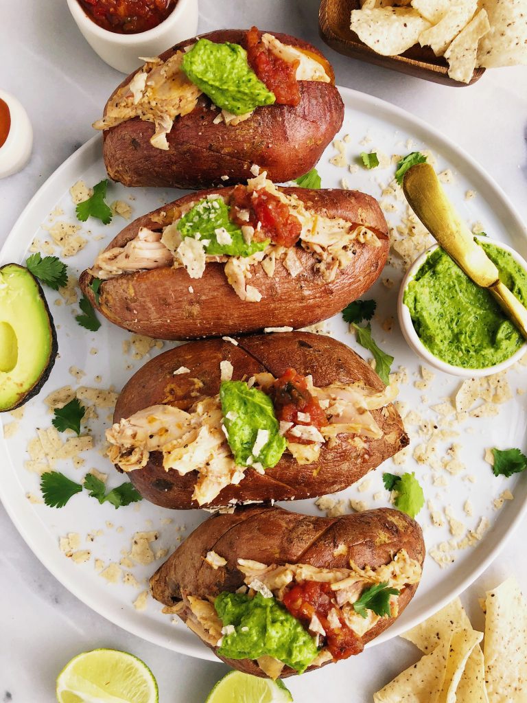 Buffalo Chicken Stuffed Sweet Potatoes for an easy paleo dish, using chicken from my favorite grass-fed and grass-finished meat company!