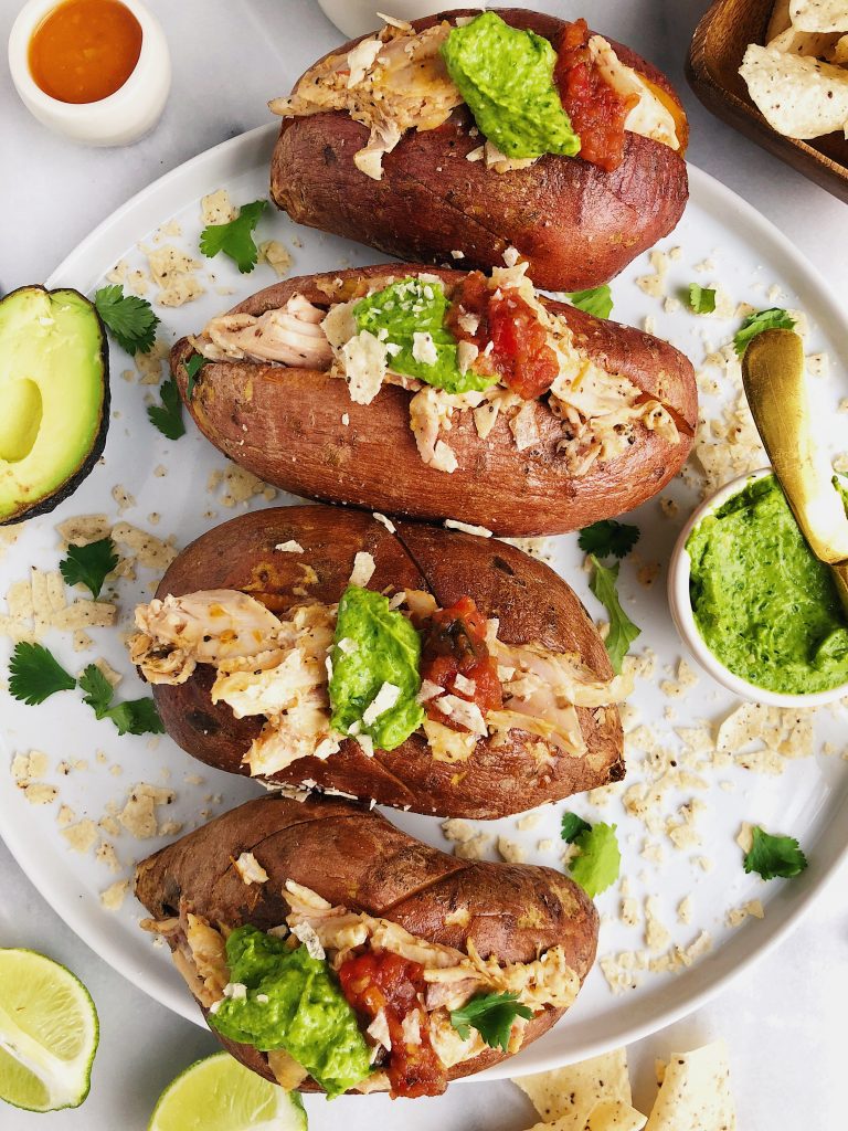 Buffalo Chicken Stuffed Sweet Potatoes for an easy paleo dish, using chicken from my favorite grass-fed and grass-finished meat company!
