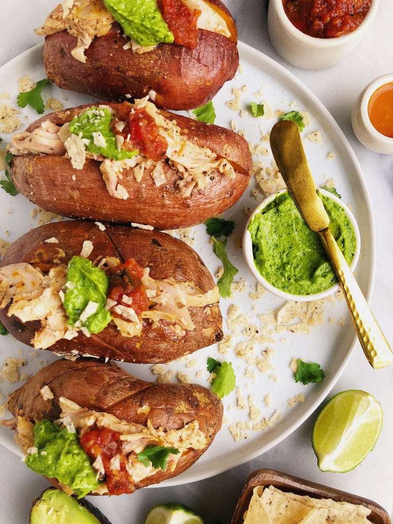 Buffalo Chicken Stuffed Sweet Potatoes for an easy paleo dish, using chicken from my favorite grass-fed and grass-finished meat company!