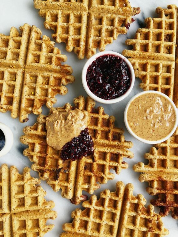 Vegan Peanut Butter Cup Waffles with Oat Flour - rachLmansfield