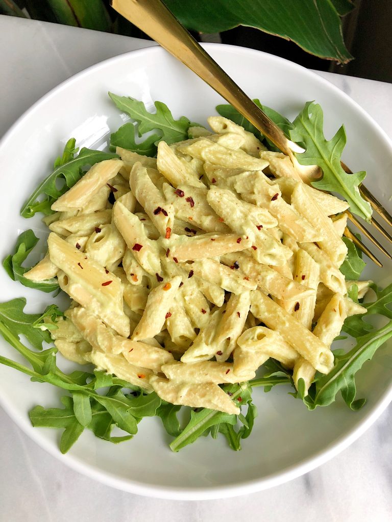 Green Goddess Mac & Cheese made with healthy and simple ingredients including nourishing bone broth, plus there is not dairy or gluten in this dreamy mac & cheese!