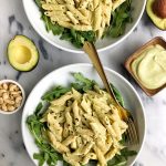Green Goddess Mac & Cheese made with healthy and simple ingredients including nourishing bone broth, plus there is not dairy or gluten in this dreamy mac & cheese!