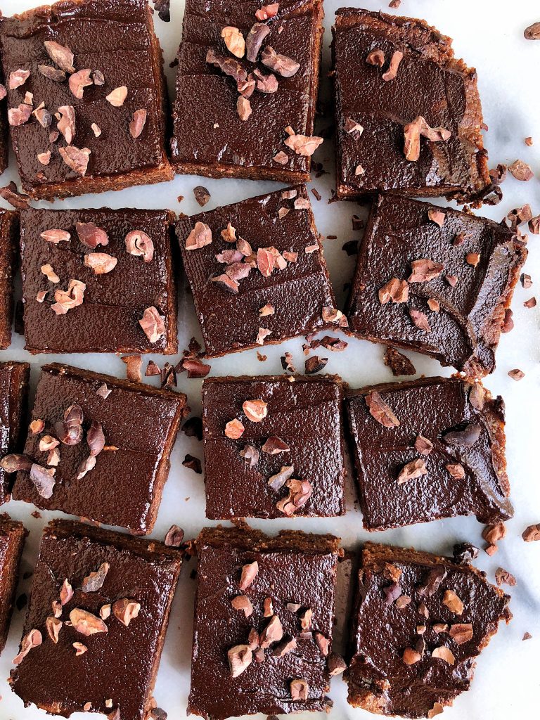 No-Bake Fudge Brownies made with gluten and dairy-free ingredients. Sweetened with manuka honey, no dates for a twist on your usual no-bake dessert!