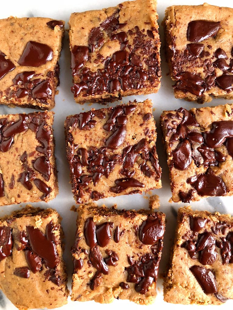 One-Bowl Dark Chocolate Tahini Blondies made with vegan, nut-free, gluten-free and no refined sugars! So cakey and delicious!