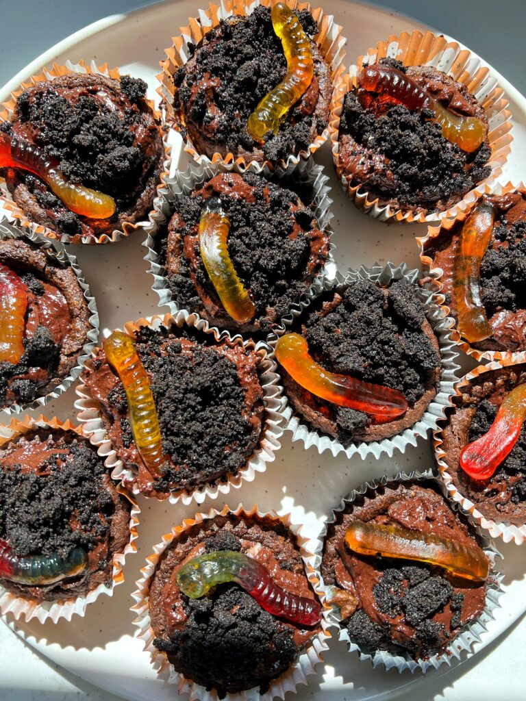 These Dirt Cup Brownie Bites are the ultimate Halloween snack to make with all gluten-free and vegan ingredients! A brownie base filled with an easy homemade chocolate pudding.