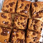Peanut Butter Chocolate Chip Cookie Bars made with gluten-free, grain-free and vegan ingredients for a delicious dessert ready in 20 minutes!