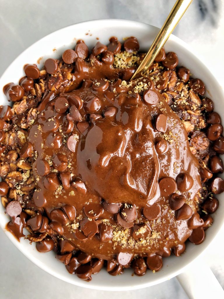 Sharing this quick and easy 2-minute Brownie Batter Oatmeal For Two made in the microwave for a delicious and chocolatey breakfast!