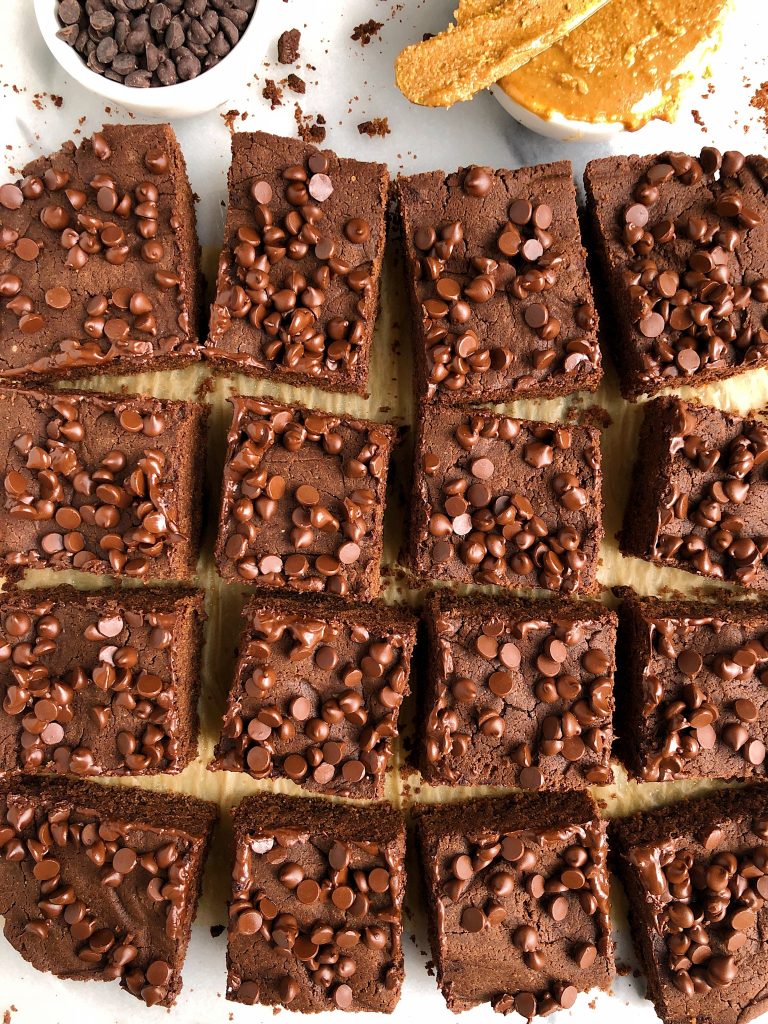 Healthier Gluten-free "Nutella" Fudge Brownies made with vegan and dairy-free ingredients for an easy and healthy low sugar brownie recipe!