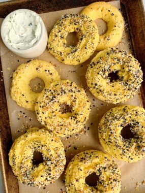 The Easiest Homemade Paleo Everything Bagels made with 8 ingredients for an easy healthy grain-free bagel recipe!