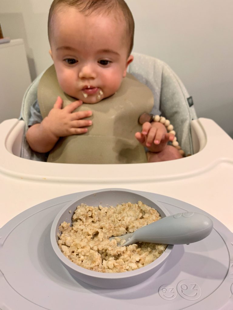Sharing how to make the easiest oatmeal for babies!