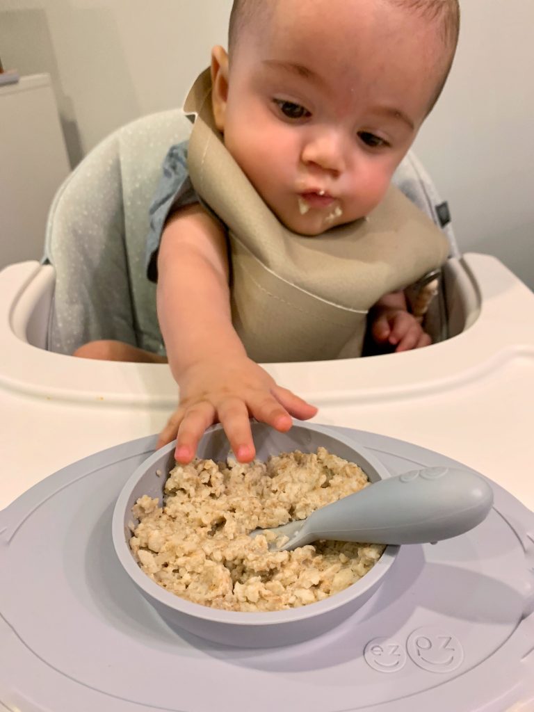 How to Make Oatmeal for Babies (so easy!) - rachLmansfield