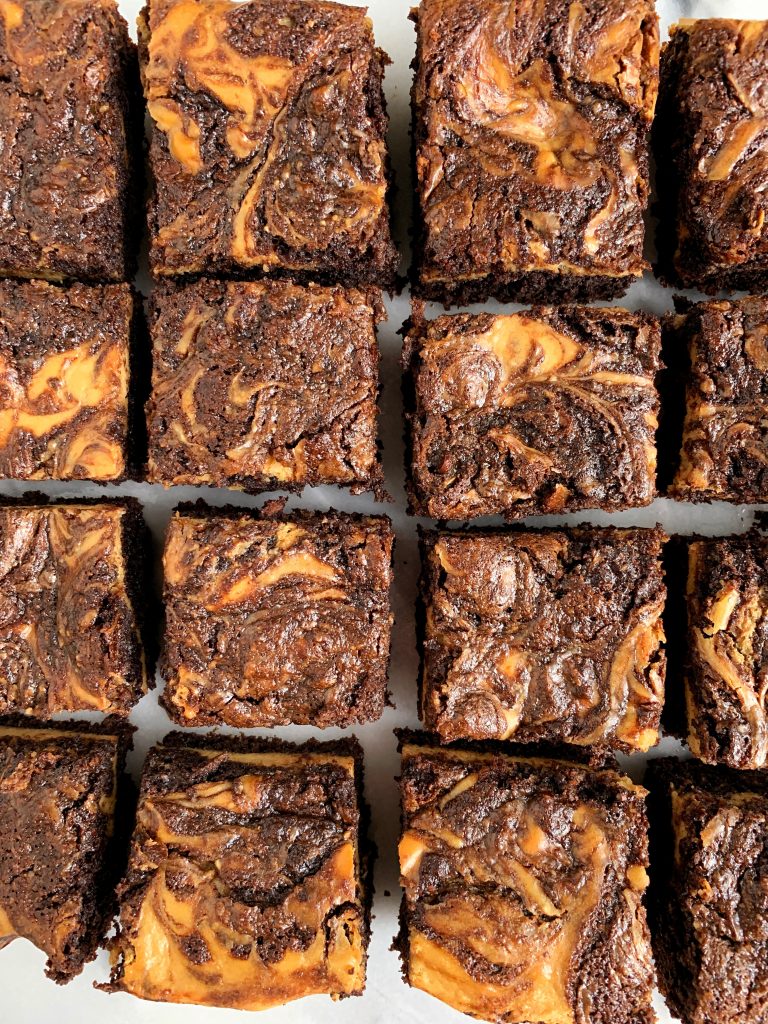Sharing these Healthy Gluten-free Cheesecake Brownies made with a grain-free brownie base  and topped with a delicious and simple cheesecake layer.