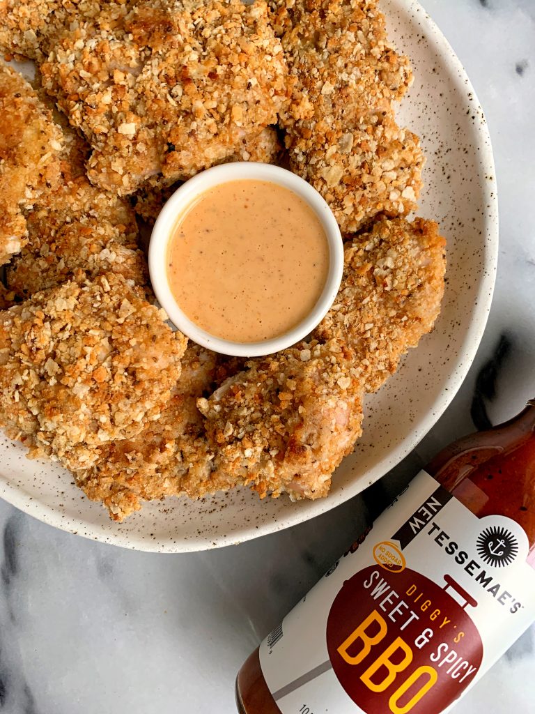 Healthier Paleo Crispy Chicken Tenders made with 3 key ingredients and paired with a homemade special sauce to dip!