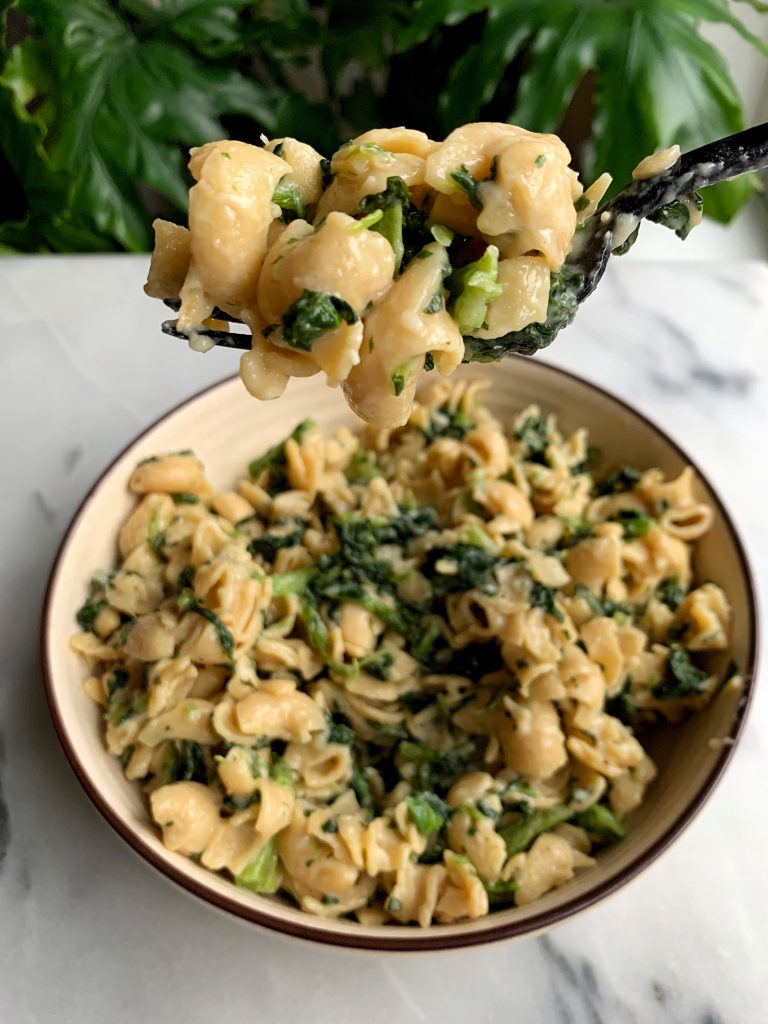 Healthy Broccoli Mac & Cheese made with all gluten-free ingredients. The easiest homemade mac & cheese that sneaks in some veggies too for the whole family to enjoy.