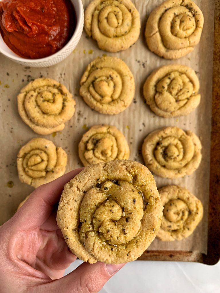 Healthier Paleo Garlic Knots made with all gluten-free and dairy-free ingredients. Using my favorite pizza mix!