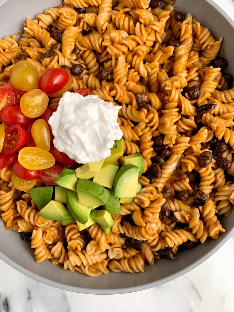 Healthy Vegetarian Enchilada Pasta made with 4 key ingredients for a quick and easy dinner for the family! Plus it is vegetarian, gluten-free, dairy free-friendly and ready in 10 minutes.