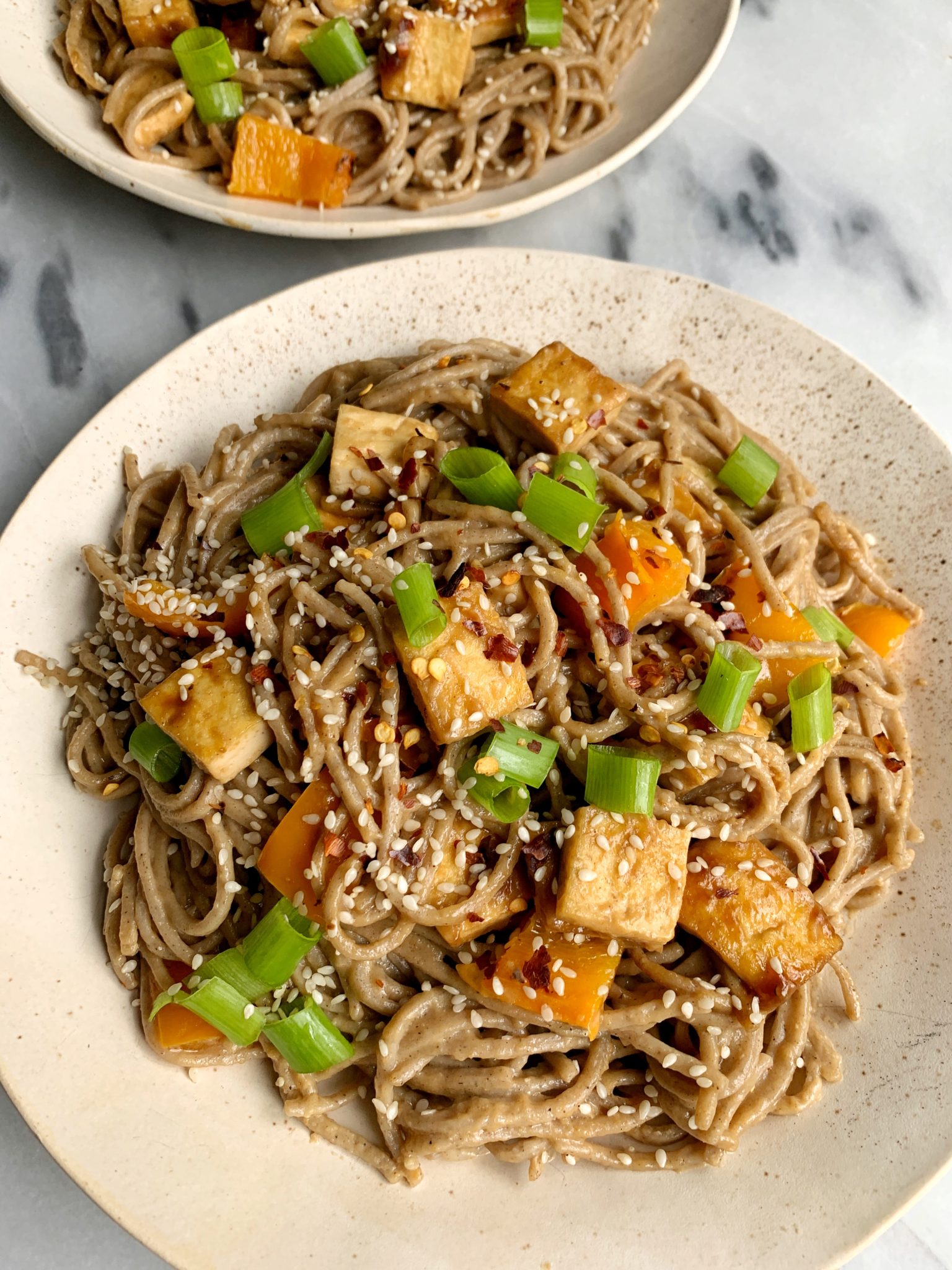 Easy Sesame Peanut Tahini Noodles with Halloumi (glutenfree)