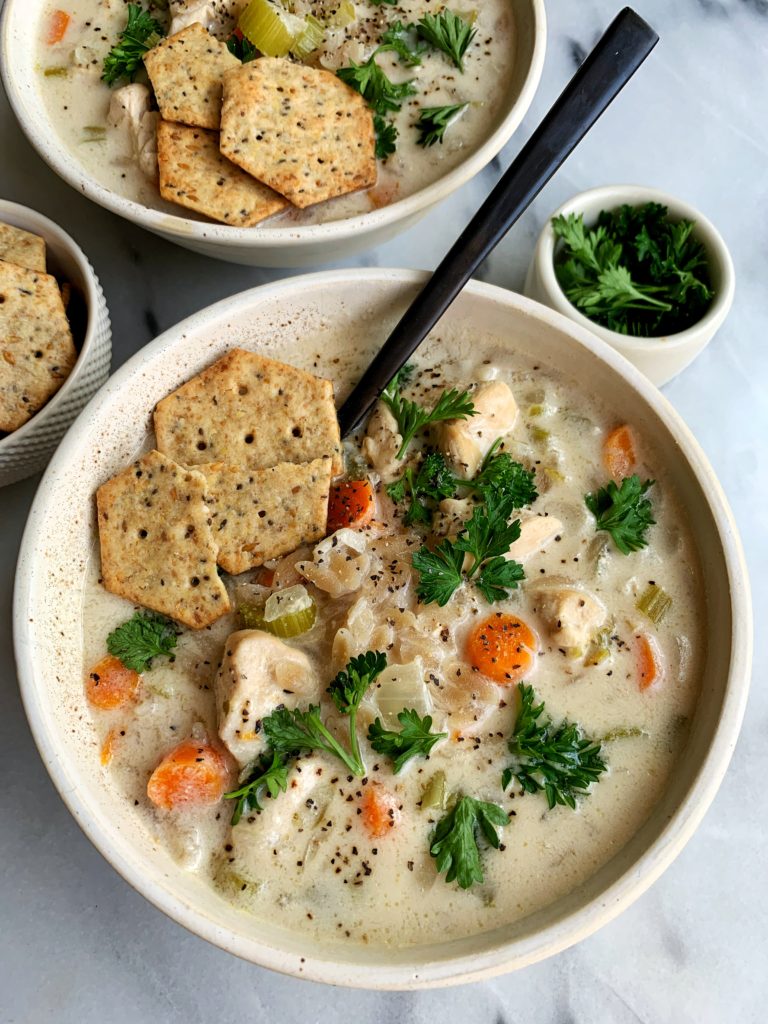Delicious Paleo Creamy Chicken and Rice Soup made with all gluten-free, dairy-free and Whole30-friendly ingredients. Truly such a cozy, comforting and healthy soup recipe to make that the whole family will love.