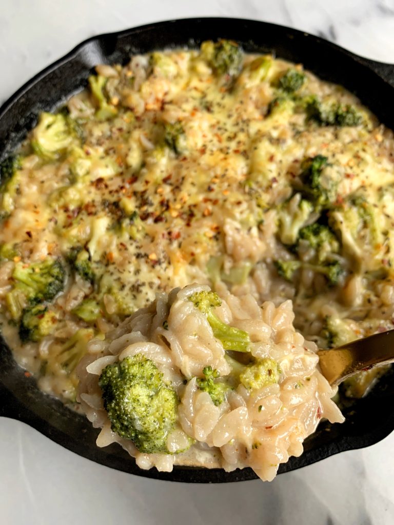 Vegan One-Skillet Cheesy Broccoli Casserole made with all gluten-free and dairy-free ingredients. A deliciously easy and healthy family dinner recipe to make.