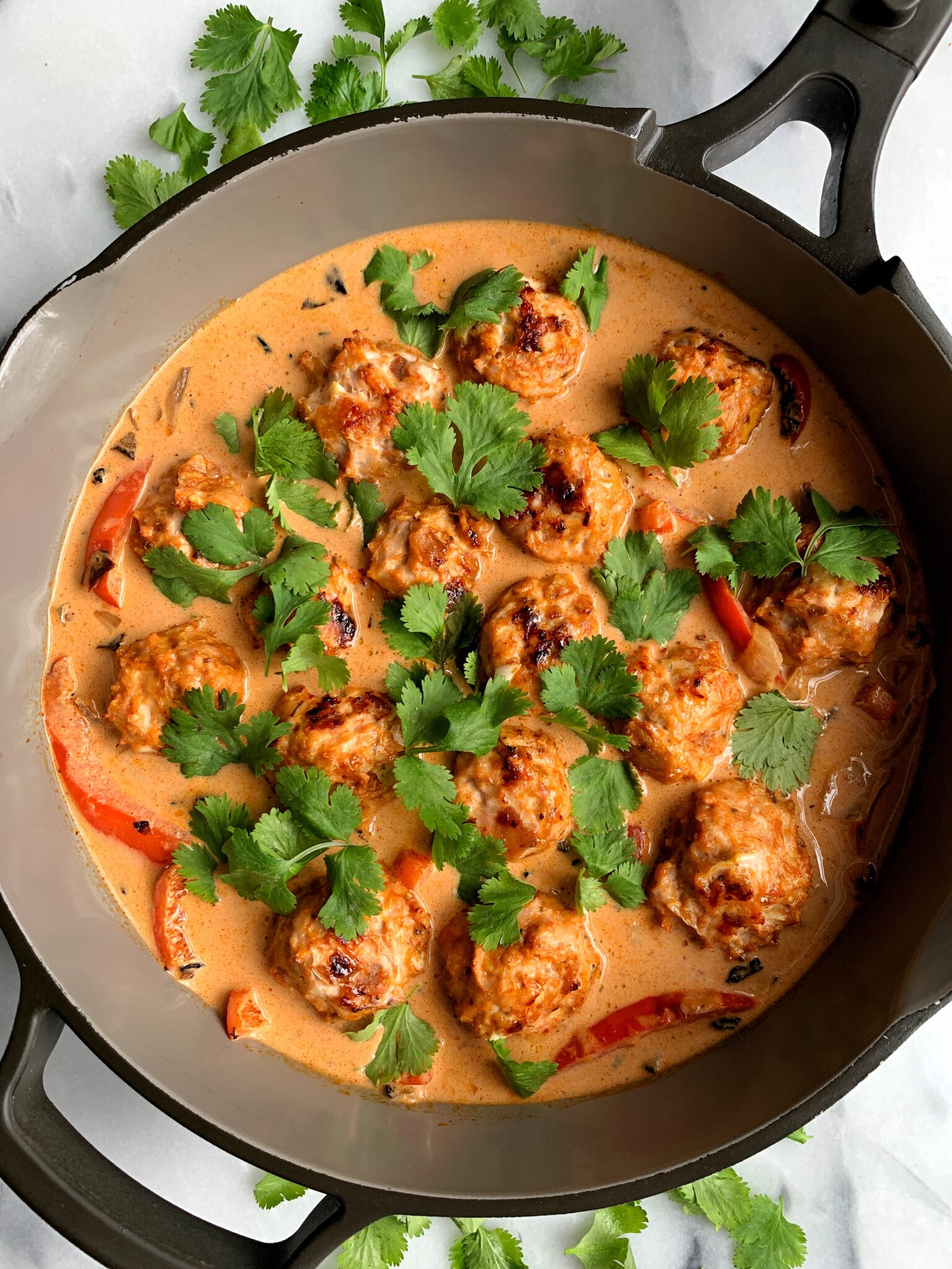 healthy-thai-turkey-meatballs-in-coconut-curry-rachlmansfield