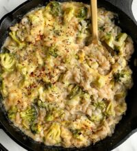 Vegan One-Skillet Cheesy Broccoli Casserole