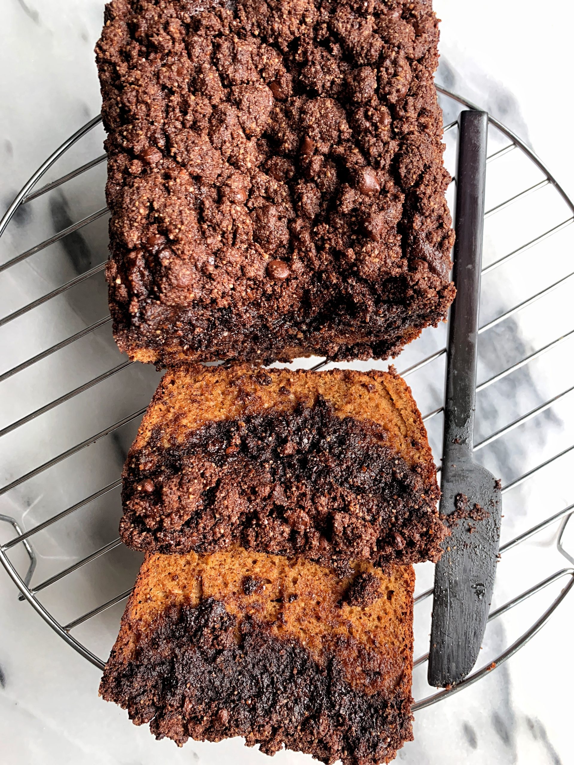 Paleo Brownie Banana Bread with Crumb Topping - rachLmansfield