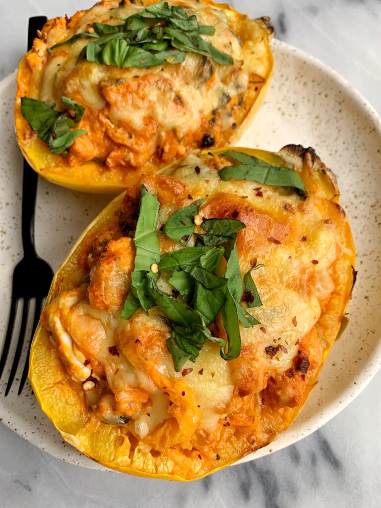 These Paleo Spaghetti Squash Lasagna Boats are a family favorite! A delicious, healthy and easy meal to make using spaghetti squash with a lasagna twist.