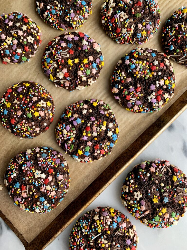 Epic Gluten-free Chocolate Cake Mix Cookies made with just 4 ingredients and they taste just like devil's food cake in cookie form! A delicious and healthier cookie recipe to make.