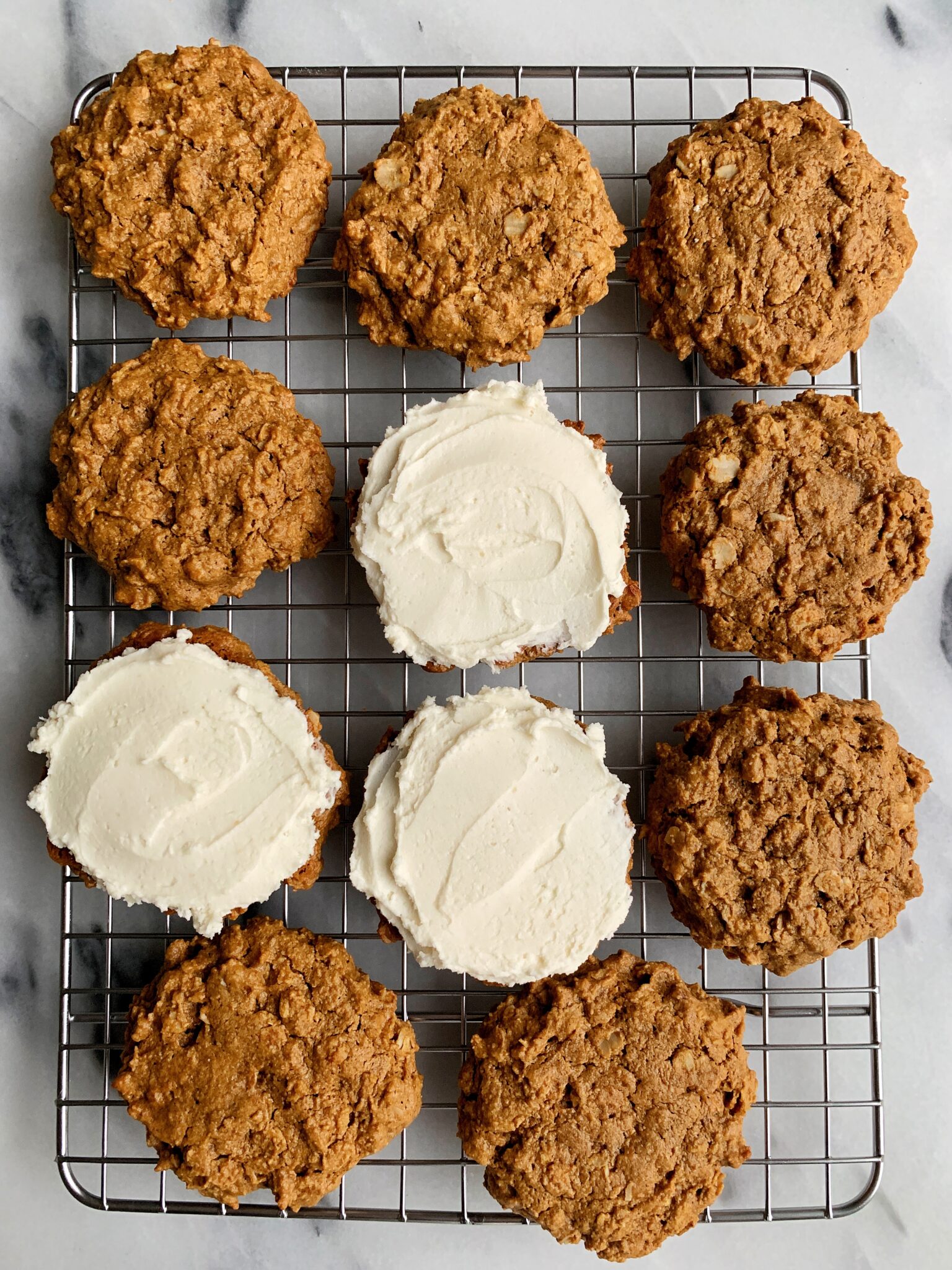 Copycat Oatmeal Cream Pies (gluten-free + Vegan) - RachLmansfield